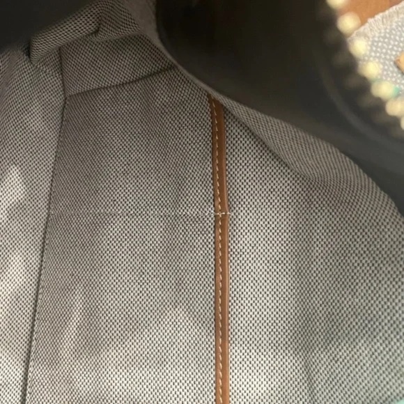 Dooney & Bourke XL Black Satchel EUC - Picture 5 of 9